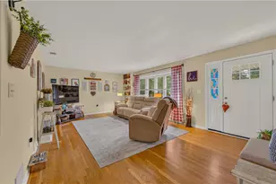 3943 Kenrick Dr, Bethlehem Township, PA 18020 - Photo 8