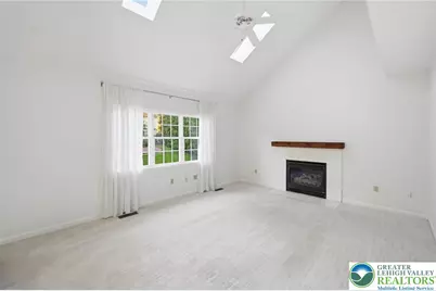4870 Matts Drive, Hanover Twp, PA 18017 - Photo 12