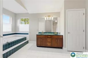 4870 Matts Dr, Hanover Twp, PA 18017 - Photo 20