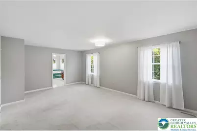 4870 Matts Drive, Hanover Twp, PA 18017 - Photo 18