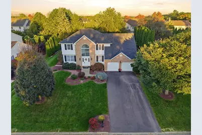 4870 Matts Drive, Hanover Twp, PA 18017 - Photo 2