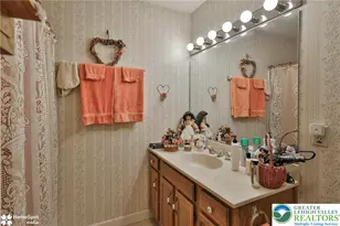 6 Lawnherst Ct, Easton, PA 18045 - Photo 44