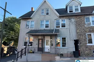 722 N Clewell St, Fountain Hill Boro, PA 18015 - Photo 2