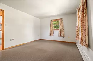 9297 Claussville Rd, Weisenberg Township, PA 18051 - Photo 14