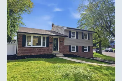3070 Sussex Road, Salisbury Township, PA 18103 - Photo 2