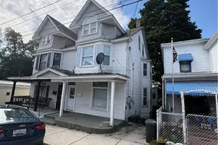 212 N Greenwood St, Tamaqua Boro, PA 18252 - Photo 2