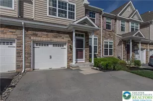 273 Redclover Ln, Upper Macungie Township, PA 18104 - Photo 2