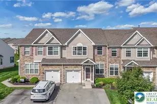 273 Redclover Ln, Upper Macungie Township, PA 18104 - Photo 4
