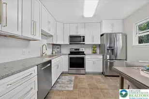 1718 Chester Rd, Bethlehem City, PA 18017 - Photo 18