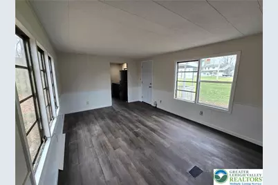 1144 E Stateside Drive, Lehigh Township, PA 18038 - Photo 4