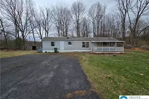 1144 E Stateside Dr, Lehigh Township, PA 18038 - Photo 1