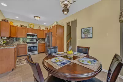 27 Cobblestone Drive, Palmer Twp, PA 18045 - Photo 14