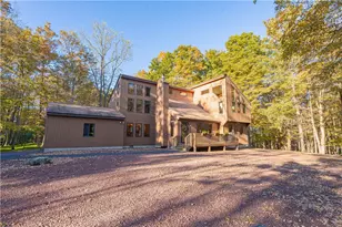 10 Ace Ln, Smithfield Twp, PA 18301 - Photo 1