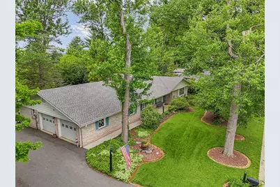 3831 Oakwood Trail, South Whitehall Township, PA 18103 - Photo 8