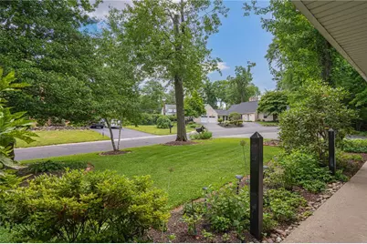 3831 Oakwood Trail, South Whitehall Township, PA 18103 - Photo 4