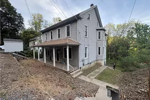 835 N 1st St, Mahoning Twp, PA 18235 - Photo 2