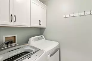8477 Oak Knoll St, Weisenberg Township, PA 18051 - Photo 56