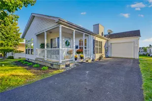644 San Simeon Pl, Forks Twp, PA 18040 - Photo 2