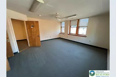 1901 Hay Terrace #1st, Wilson, PA 18042 - Photo 12