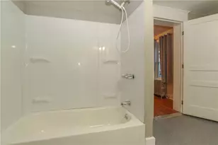 3004 N 2nd St, Whitehall Township, PA 18052 - Photo 12