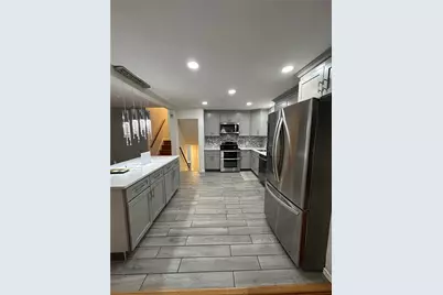 1972 Collingswood Drive, Bethlehem City, PA 18018 - Photo 6