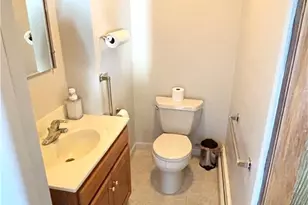 5157 Front St, Whitehall Township, PA 18052 - Photo 12