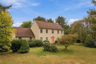 703 Broad St, Hilltown, PA 18944 - Photo 2