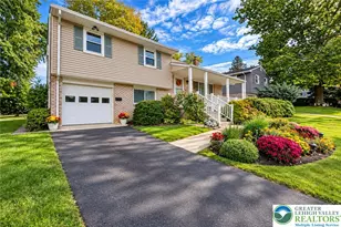 523 Alpine Cir, Emmaus Boro, PA 18049 - Photo 2