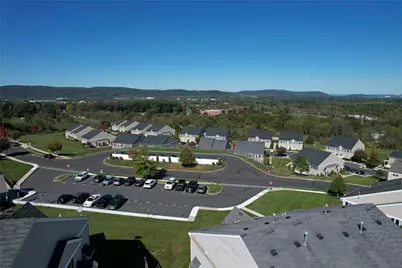4125 Bunker Hill Drive S, Upper Saucon Township, PA 18036 - Photo 4