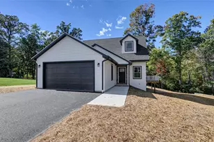 809 Dickeys Dr, Other PA Counties, PA 17202 - Photo 2