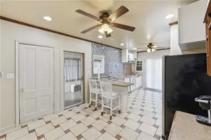 2325 S 5th St, Allentown City, PA 18103 - Photo 6