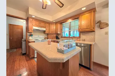 5661 Sullivan Trail, Plainfield Township, PA 18064 - Photo 8