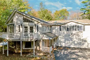 618 Old Stage Rd, Penn Forrest, PA 18210 - Photo 1