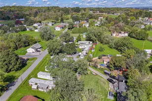 2864 Pacific Ave, North Whitehall Township, PA 18069 - Photo 2