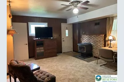2815 Hampshire Road, Bethlehem, PA 18017 - Photo 2