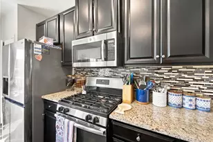 2433 Emanuel Ct, Bethlehem Township, PA 18045 - Photo 16