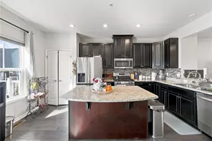 2433 Emanuel Ct, Bethlehem Township, PA 18045 - Photo 14