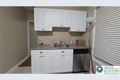 1116 W Maple Street, Allentown City, PA 18102 - Photo 10