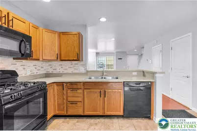 1399 Artisan Court, Upper Macungie Township, PA 18031 - Photo 16
