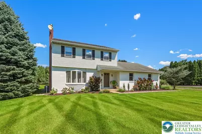 6962 Salinka Square, East Allen Township, PA 18017 - Photo 4