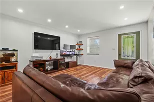 2389 Minnie Ln, Allentown City, PA 18104 - Photo 38