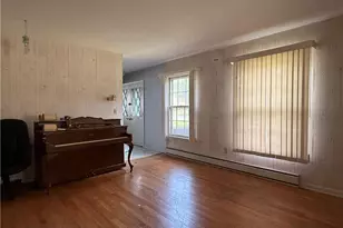 19 Gordon Dr, Palmer Twp, PA 18045 - Photo 8