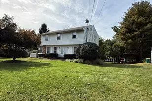 19 Gordon Dr, Palmer Twp, PA 18045 - Photo 2