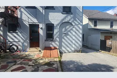 527 Wyandotte Street #1st Floor-Rear, Bethlehem, PA 18015 - Photo 2