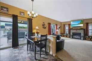 9639 Dogwood Ln, Upper Macungie Township, PA 18031 - Photo 4