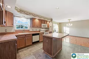 5660 N Coplay Rd, Whitehall Township, PA 18052 - Photo 8