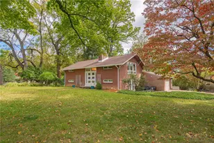 215 Moreland Ave, Bethlehem City, PA 18017 - Photo 1