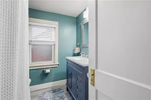 14 W Applegate Ave, Pen Argyl Boro, PA 18072 - Photo 36