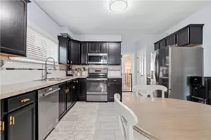14 W Applegate Ave, Pen Argyl Boro, PA 18072 - Photo 14