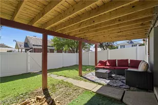 14 W Applegate Ave, Pen Argyl Boro, PA 18072 - Photo 46